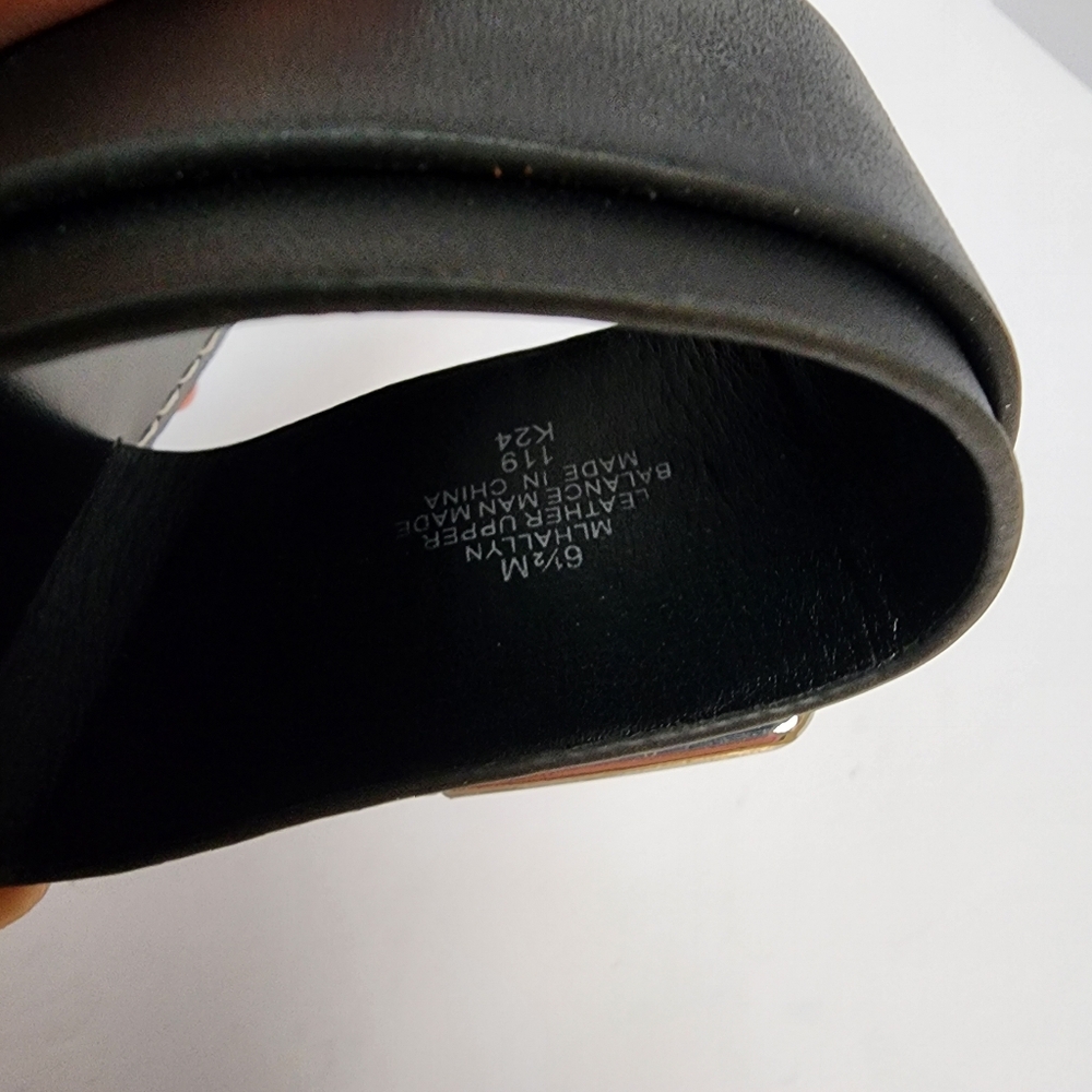 Marc Fisher Black Leather Double-Strap Women's Buckle Sandals Sz 6.5 - Picture 9 of 10